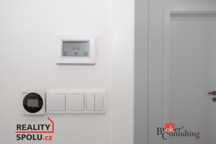 Pronájem bytu 3+kk, Hradec Králové - Nový Hradec Králové, Buková, 104 m2