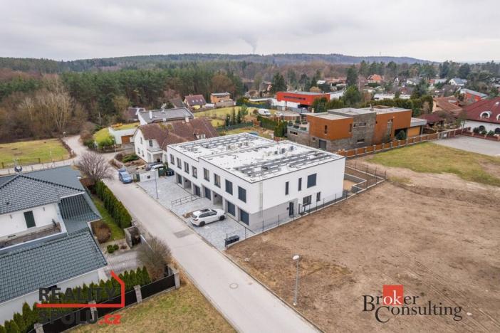 Pronájem bytu 3+kk, Hradec Králové - Nový Hradec Králové, Buková, 104 m2