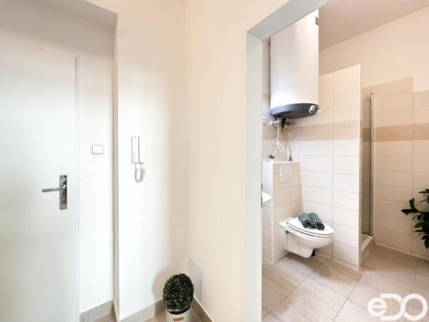 Pronájem bytu 2+kk, Jablonec nad Nisou, Fügnerova, 39 m2