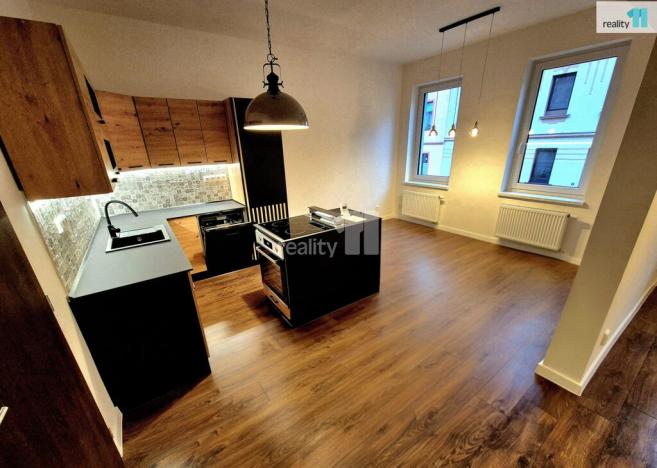 Prodej bytu 3+1, Aš, Údolní, 97 m2