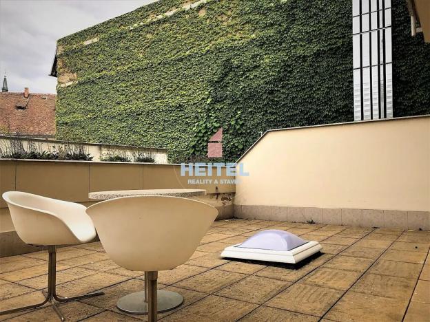 Pronájem bytu 2+kk, Olomouc, Hanáckého pluku, 55 m2