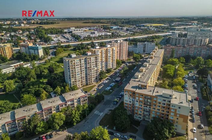 Prodej bytu 4+1, Praha - Černý Most, Generála Janouška, 77 m2