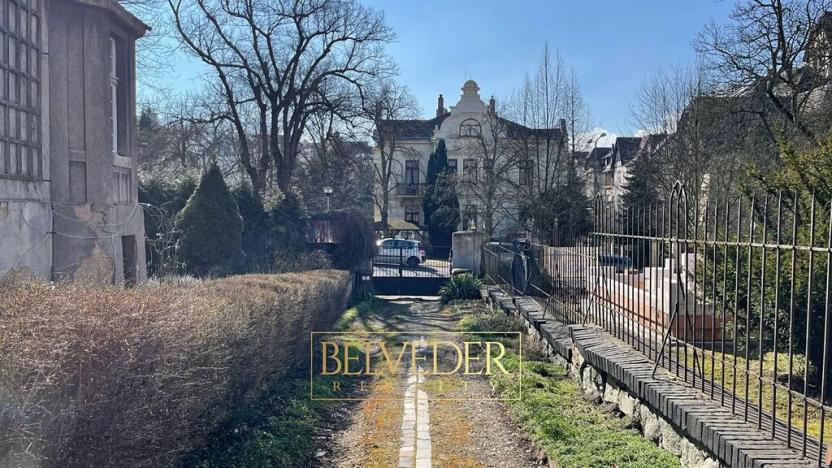 Prodej bytu 3+1, Teplice, Pod Doubravkou, 130 m2