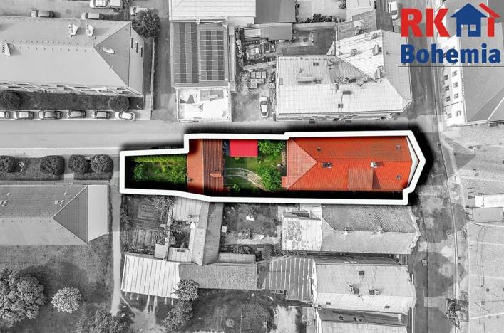 Prodej obchodního prostoru, Mnichovo Hradiště, Masarykovo náměstí, 300 m2