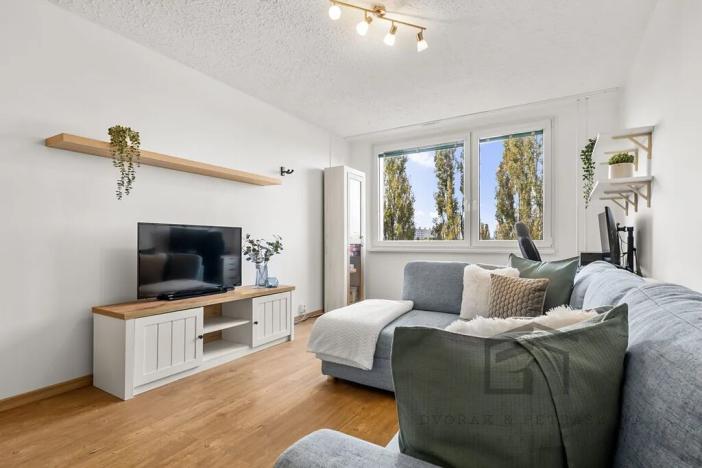 Prodej bytu 3+kk, Praha - Horní Měcholupy, Janovská, 63 m2