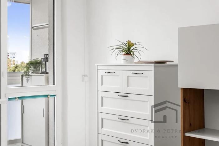 Prodej bytu 3+kk, Praha - Horní Měcholupy, Janovská, 63 m2