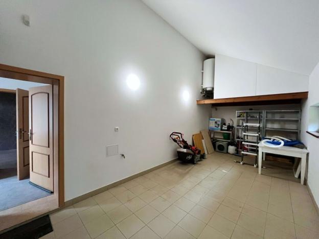 Pronájem rodinného domu, Trnová, 198 m2