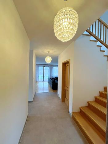 Pronájem rodinného domu, Trnová, 198 m2