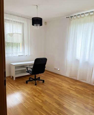 Pronájem rodinného domu, Trnová, 198 m2