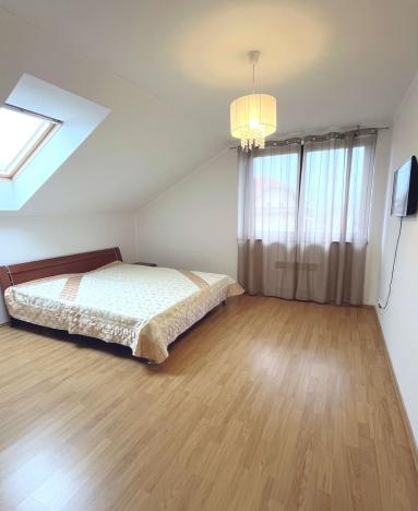 Pronájem rodinného domu, Trnová, 198 m2