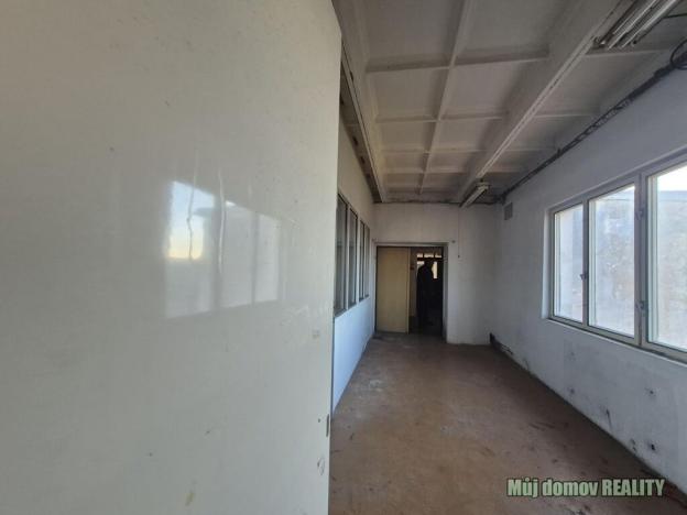 Pronájem výrobních prostor, Světice, V Zahradách, 150 m2