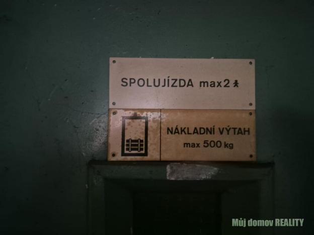 Pronájem výrobních prostor, Světice, V Zahradách, 150 m2