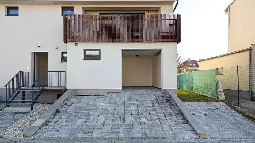 Prodej garáže, Brno, Kobylín, 30 m2