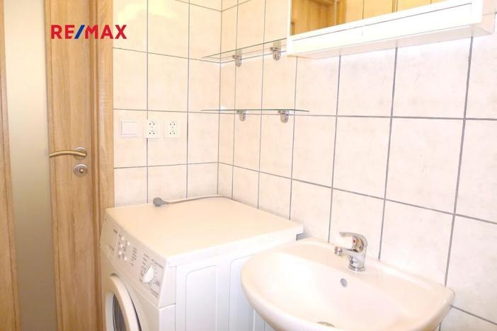 Pronájem bytu 2+kk, Praha - Řepy, Makovského, 40 m2