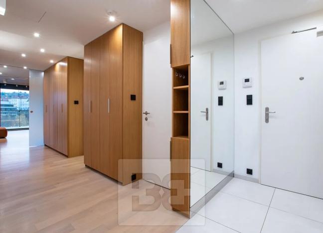 Pronájem bytu 4+kk, Praha - Radlice, Radlická, 119 m2