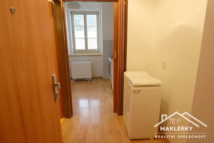 Pronájem bytu 1+1, Kutná Hora, Pobřežní, 35 m2