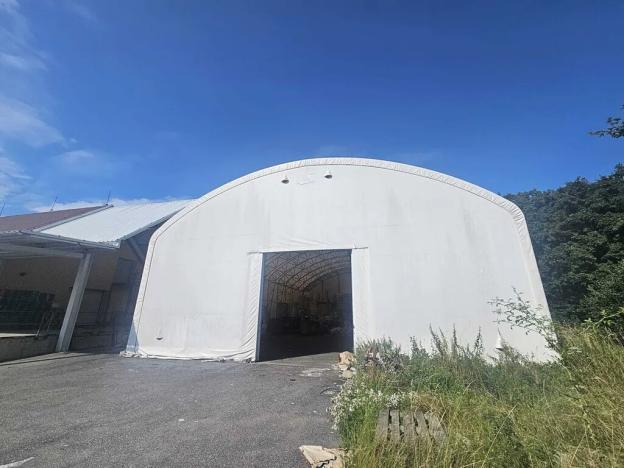 Prodej výrobních prostor, Studnice, 3543 m2