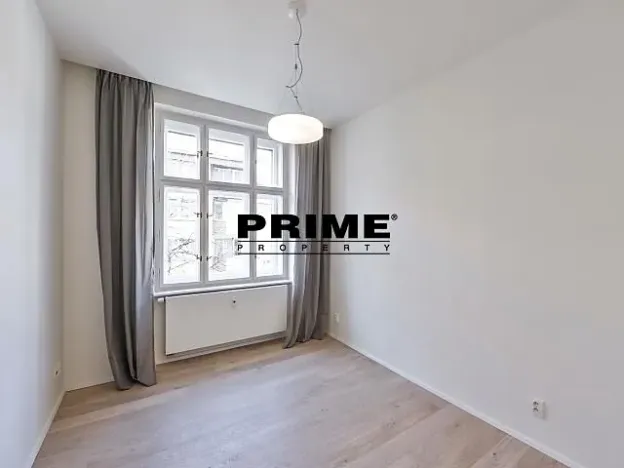 Pronájem bytu 2+kk, Praha - Vinohrady, Lucemburská, 50 m2