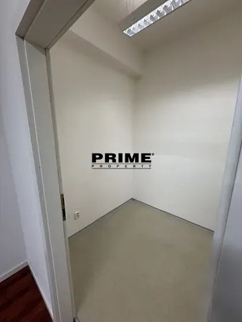 Pronájem kanceláře, Praha - Nové Město, Klimentská, 72 m2
