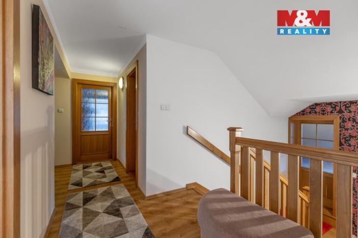 Prodej rodinného domu, Dolní Lomná, 240 m2