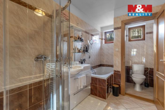 Prodej rodinného domu, Dolní Lomná, 240 m2