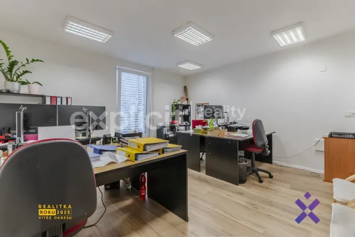 Prodej obchodního prostoru, Uherské Hradiště, Otakarova, 630 m2