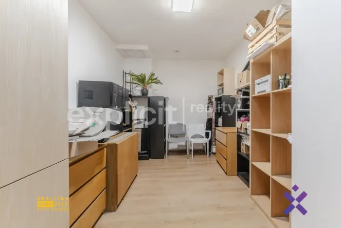 Prodej obchodního prostoru, Uherské Hradiště, Otakarova, 630 m2