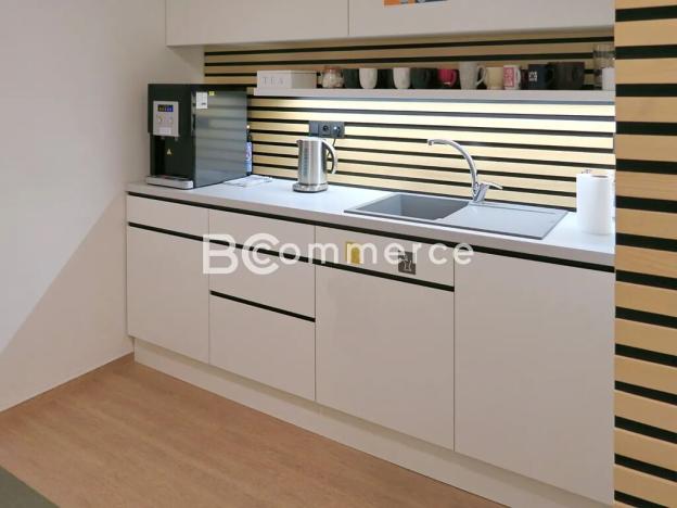 Pronájem kanceláře, Brno, Smetanova, 332 m2