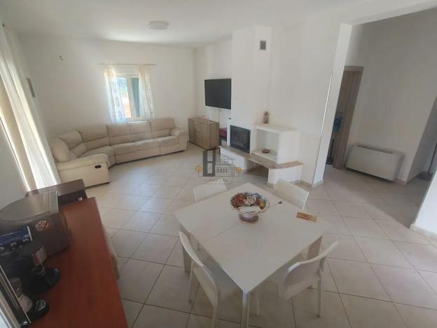 Prodej vily, Scalea, Itálie, 90 m2