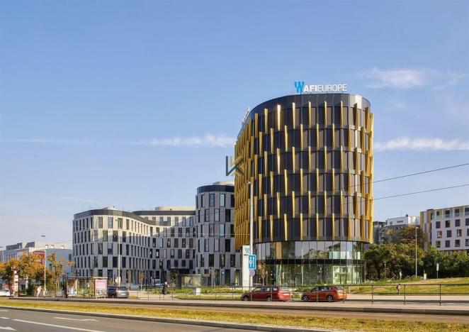 Pronájem kanceláře, Praha, Kladenská, 457 m2