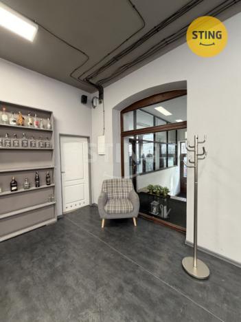 Pronájem komerční nemovitosti, Ostrava - Moravská Ostrava, S. K. Neumanna, 80 m2