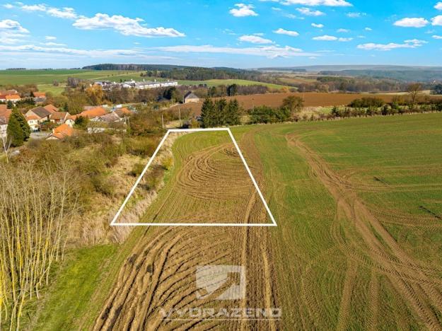 Prodej pozemku pro bydlení, Černíkovice, 2281 m2
