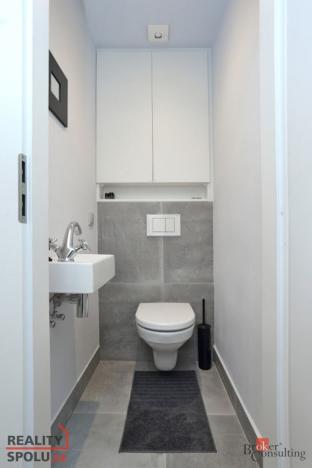 Pronájem bytu 2+1, Liberec - Liberec III-Jeřáb, Matoušova, 65 m2