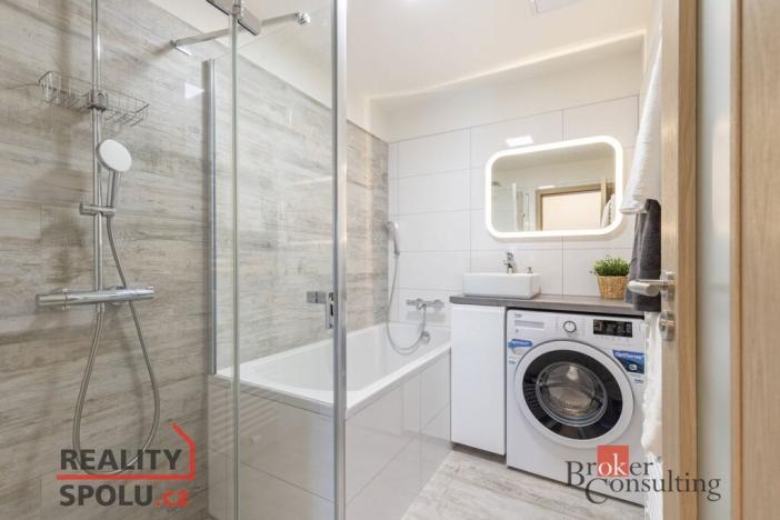 Pronájem bytu 3+kk, Holubice, 73 m2