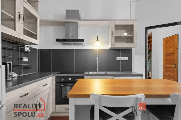 Pronájem bytu 2+1, Hradec Králové, Pospíšilova, 44 m2