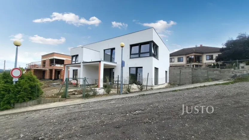 Prodej bytu 3+kk, Písek, Dolní, 84 m2