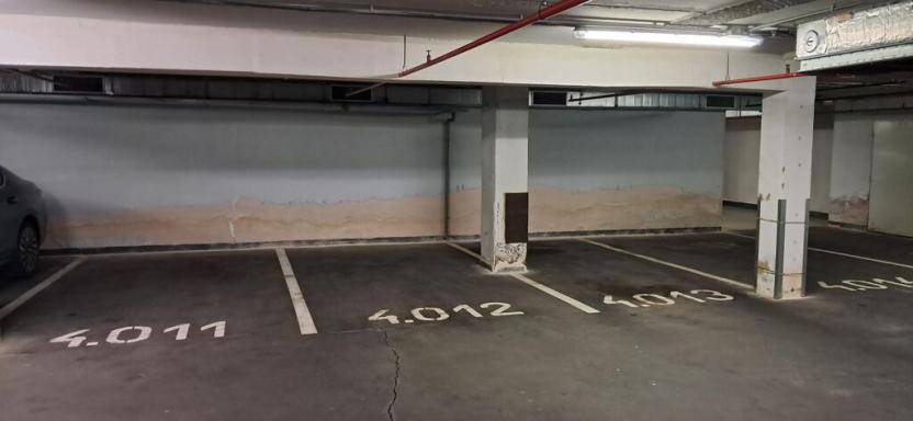 Prodej garážového stání, Praha - Strašnice, Vinohradská, 11 m2