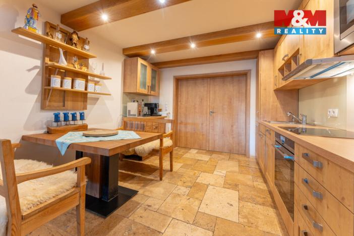 Prodej rodinného domu, Velké Bílovice, Svatovavřinecká, 188 m2