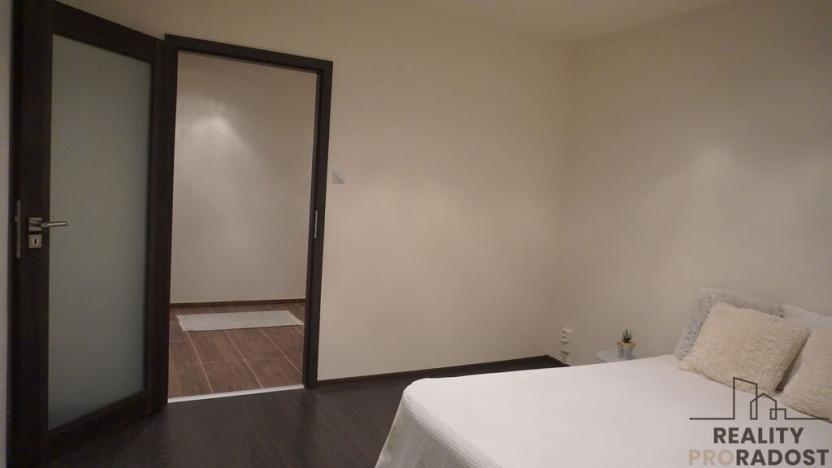 Pronájem bytu 2+1, Olomouc, Nešporova, 54 m2