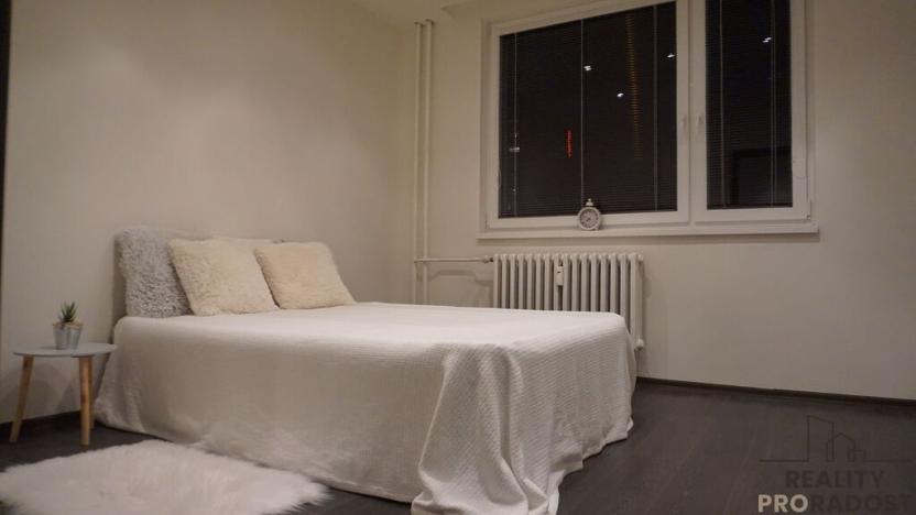 Pronájem bytu 2+1, Olomouc, Nešporova, 54 m2