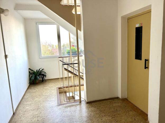 Prodej bytu 2+kk, Praha - Horní Měcholupy, Neapolská, 45 m2