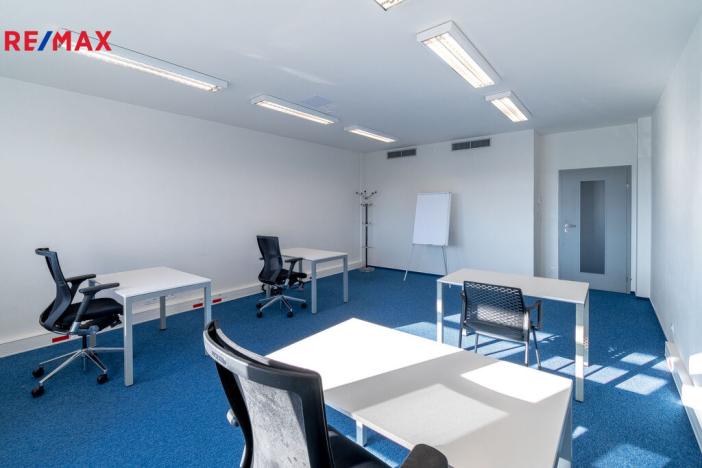 Pronájem kanceláře, Hradec Králové - Pražské Předměstí, U Koruny, 92 m2