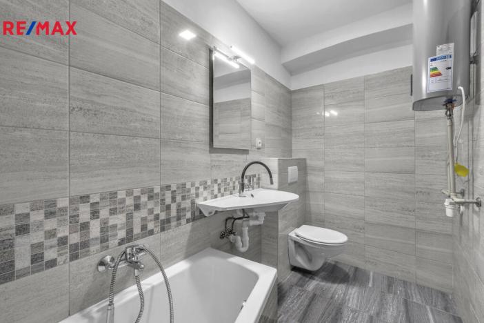 Pronájem bytu 2+1, Hradec Králové - Kukleny, Zelená, 58 m2