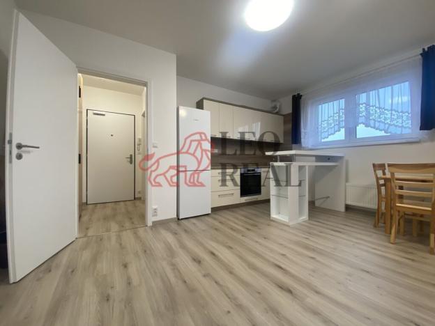 Pronájem bytu 1+kk, Praha - Lipence, Oddechová, 35 m2