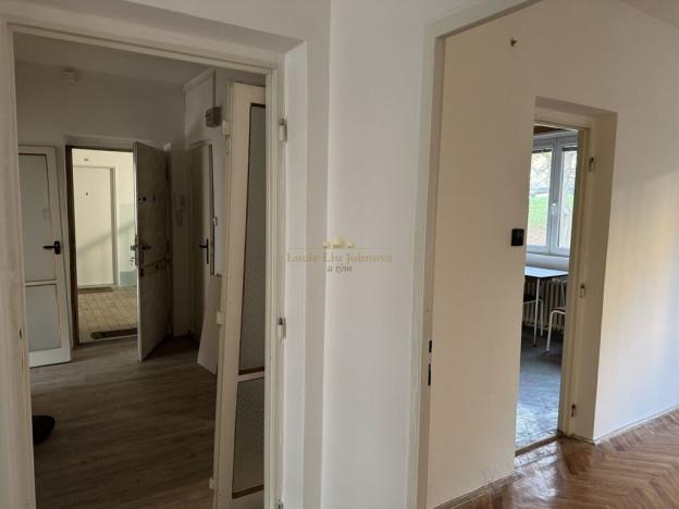 Prodej bytu 3+1, Praha - Záběhlice, Přesličková, 73 m2