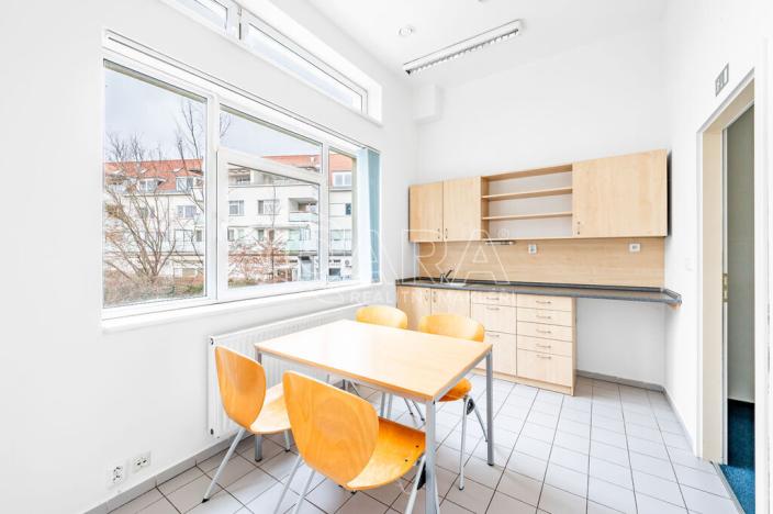 Pronájem obchodního prostoru, Roztoky, Lidická, 143 m2