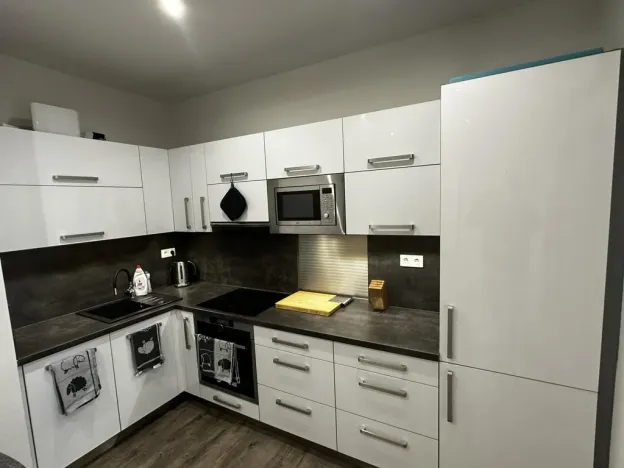 Pronájem bytu 3+1, Praha - Vršovice, Vršovická, 86 m2