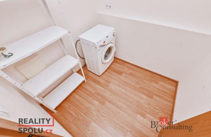 Pronájem bytu 1+kk, Praha - Libeň, Matějkova, 49 m2