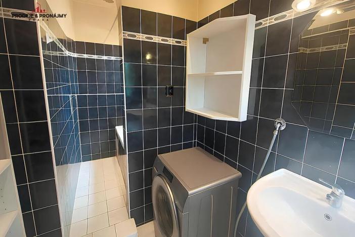 Prodej vily, Praha - Suchdol, 243 m2