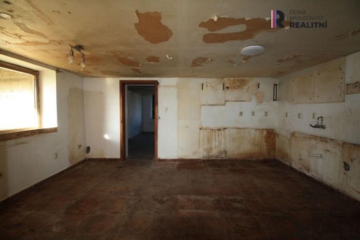 Prodej rodinného domu, Znojmo - Derflice, 124 m2